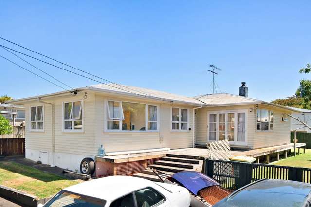 6 Dreadon Road Manurewa_1