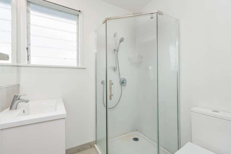 1/25 Peach Road Glenfield_14