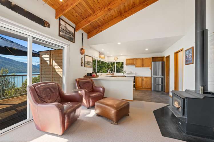 674 Moetapu Bay Road Anakiwa and Surrounds_10