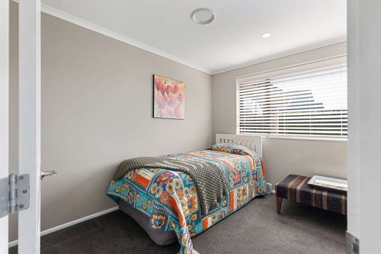 6 Liberty Grove Kelvin Grove_25