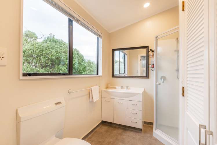 104a Manly Street Paraparaumu Beach_11