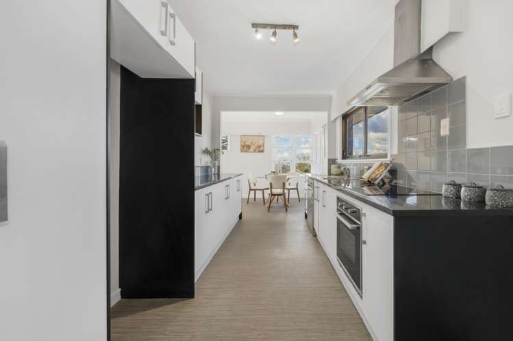 12 Clayton Road_1