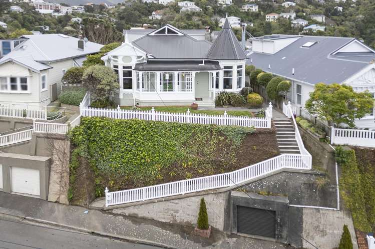 14 Mariri Road Kelburn_3
