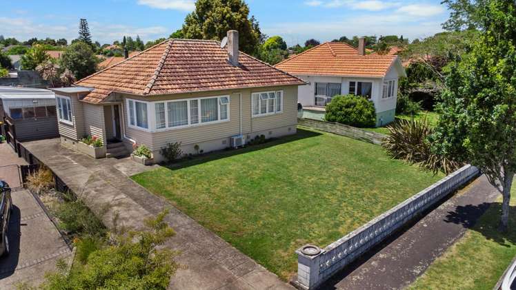 67 Jellicoe Drive Hamilton East_14