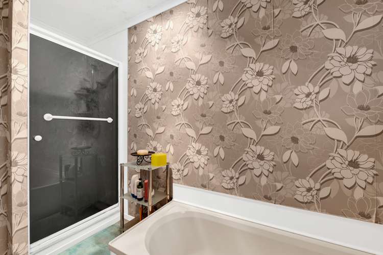 10 Clawton Street Westown_11