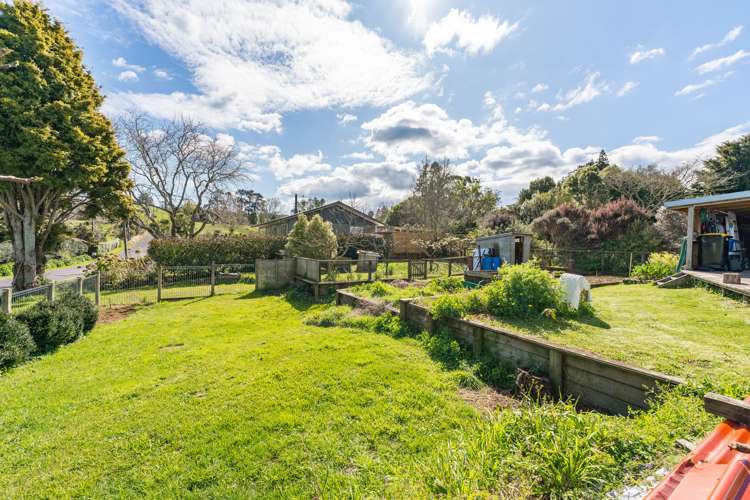 61 Victoria Street Waikino_20