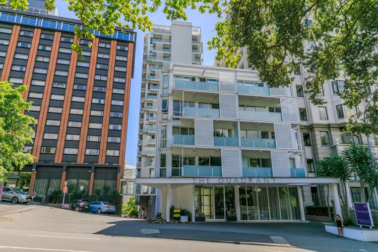 1007/10 Waterloo Quadrant Auckland Central_13