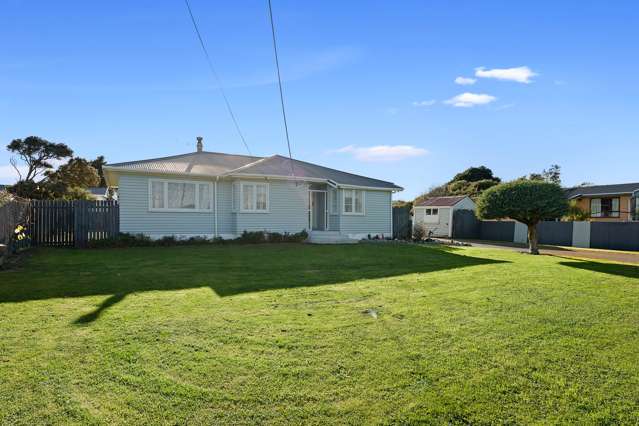 2 Kiharoa Street Otaki Beach_2