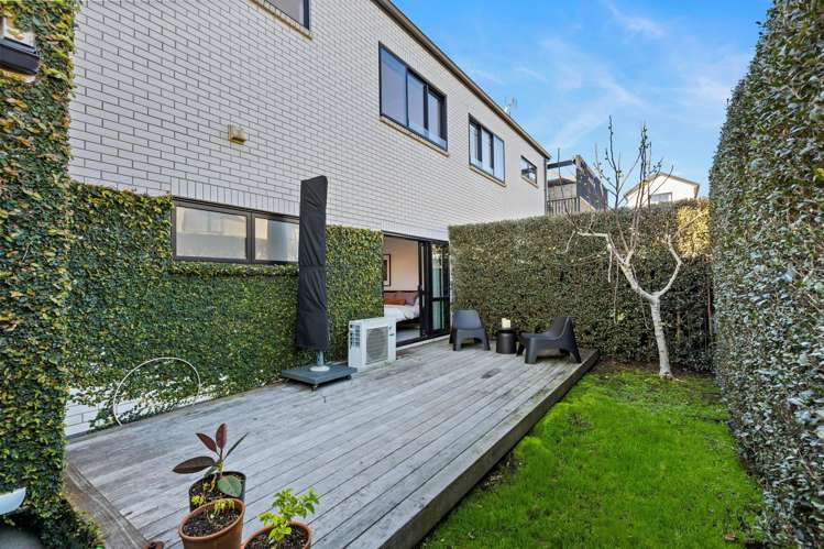 35 Kerewhenua Crescent Hobsonville Point_6