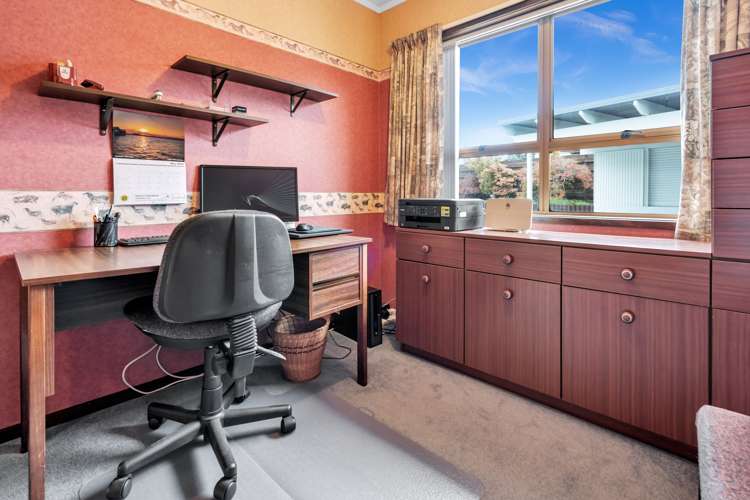 94 Glenmore Road Sunnyhills_17