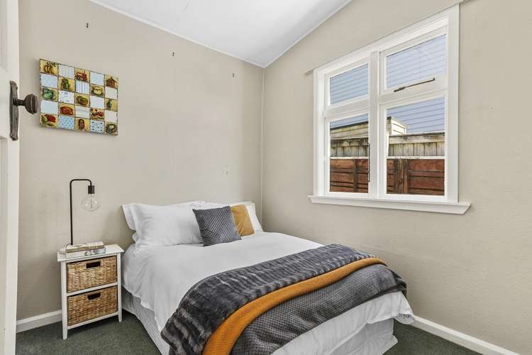 135 Marine Parade Seatoun_12