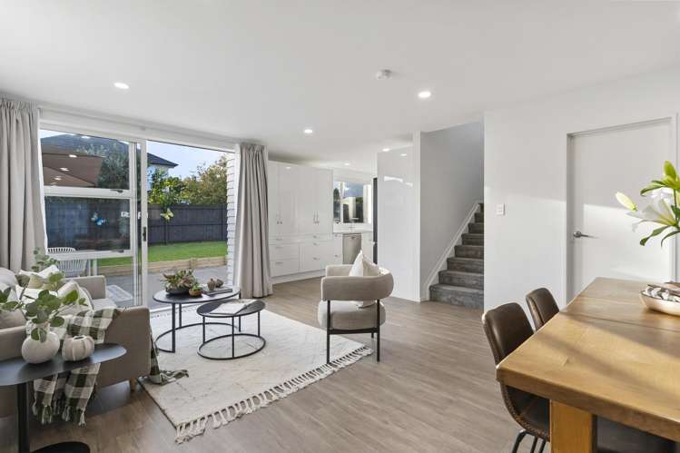 12 Phar Lap Crescent_3
