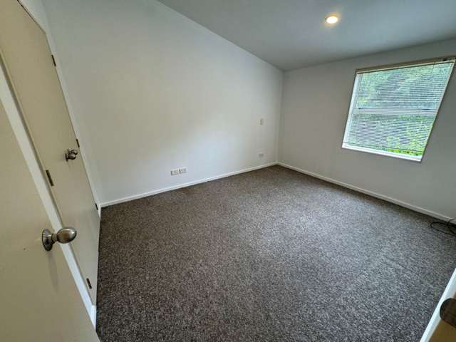 1054A Great North Road Pt Chevalier_4