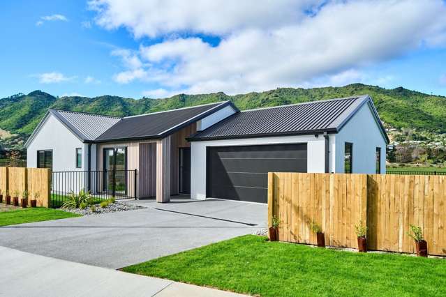 100 Waipunahau Road, Manu Park, Waikanae