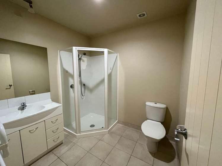 239 Alec Craig Way Gulf Harbour_9