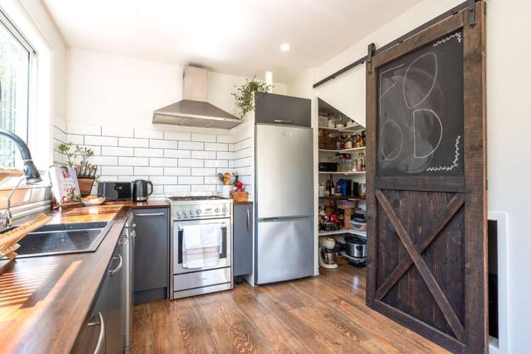 25 Alison Road 10075_8