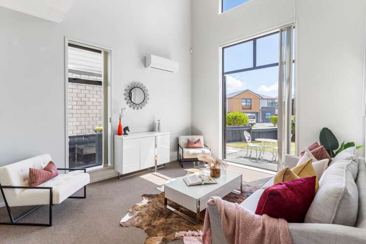 16 Hirimate Place Flat Bush_29