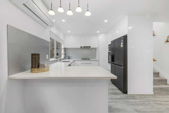 10 Fernloche Place Flat Bush_3