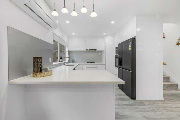 10 Fernloche Place Flat Bush_10