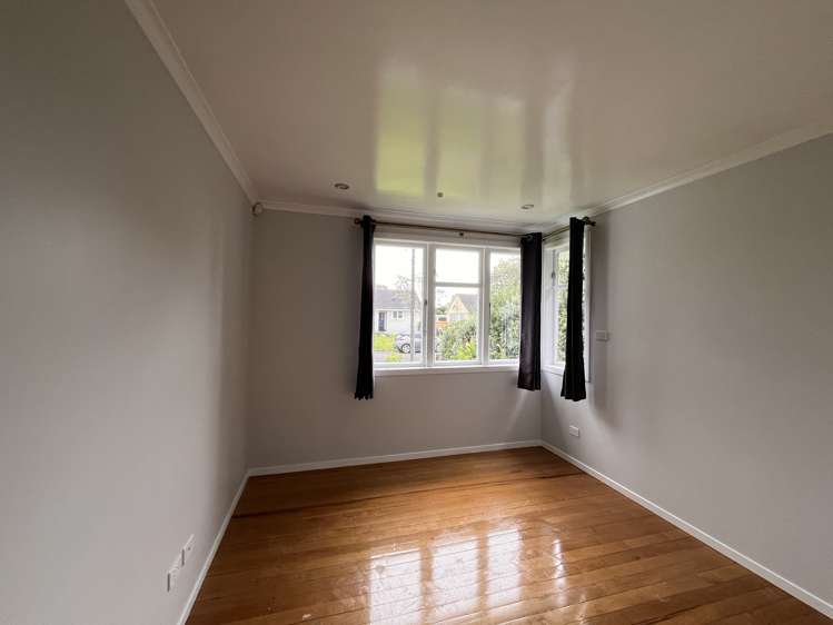 17 Tuakiri Street Point England_19