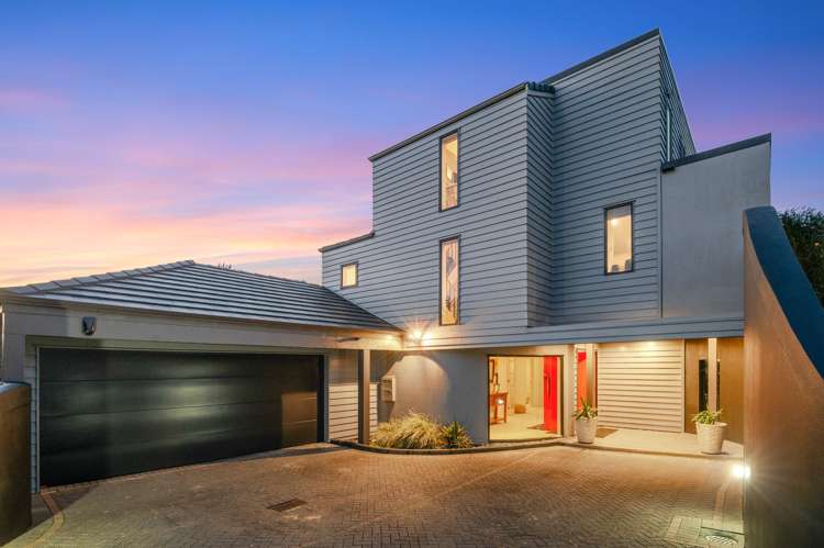 2/48 Te Arawa Street_0