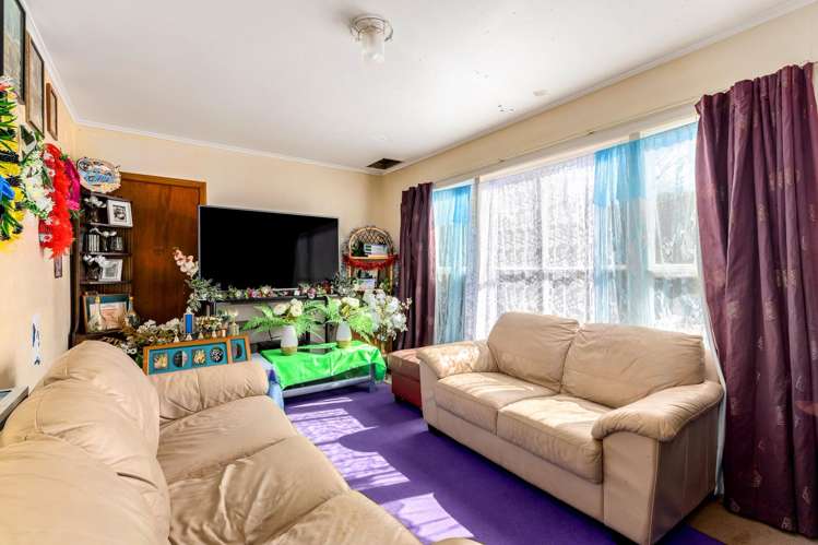 71-73 Leicester Street Cannons Creek_18