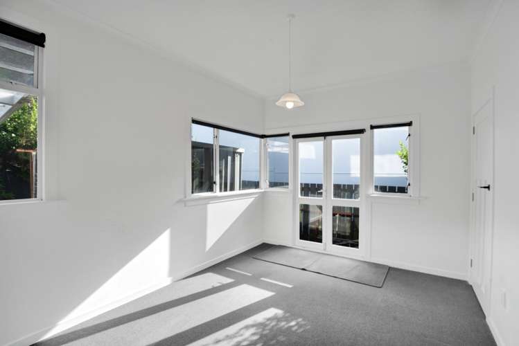 16 Weymouth Street New Plymouth Central_12