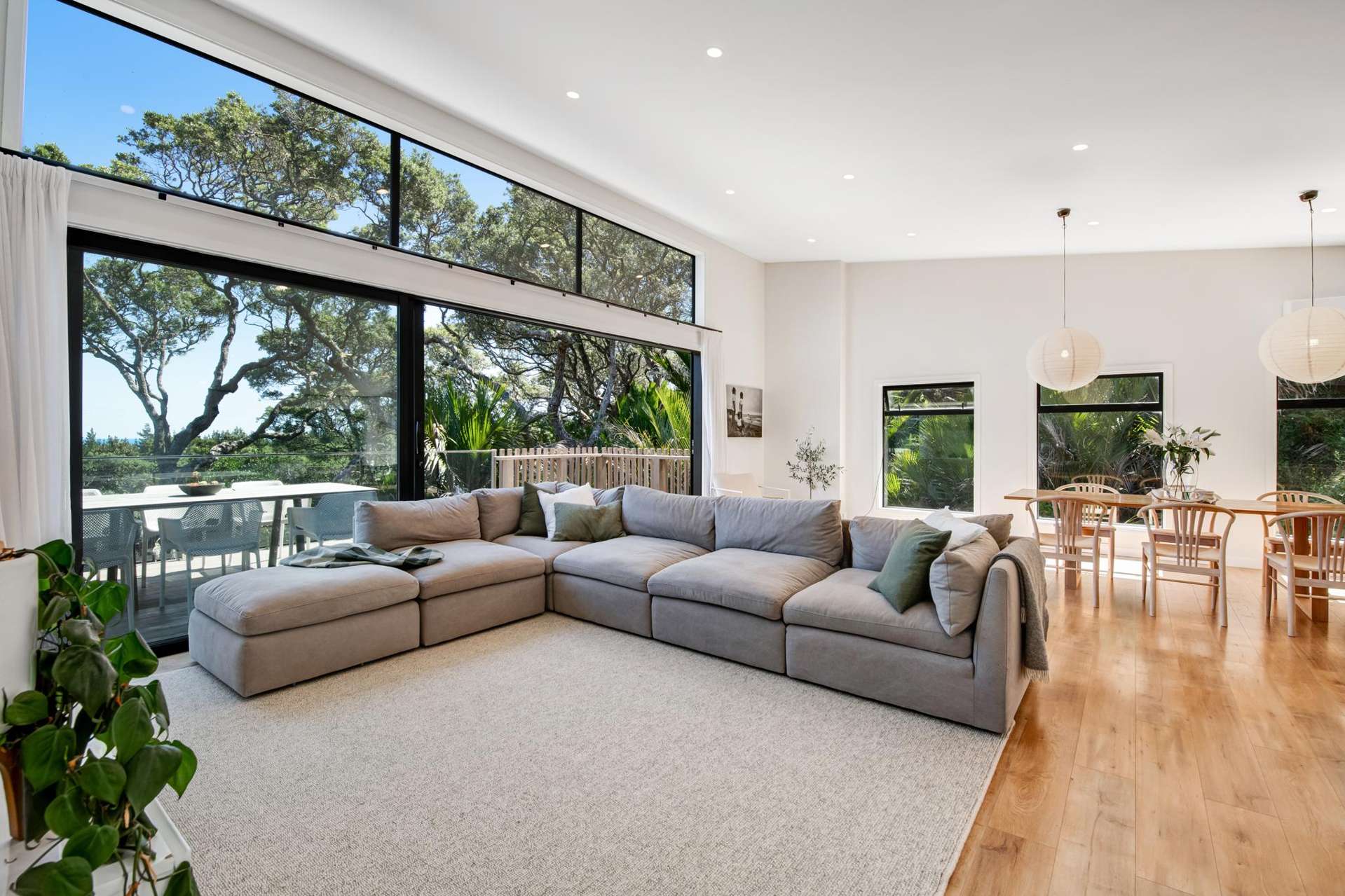 167 Motutara Road Muriwai_0