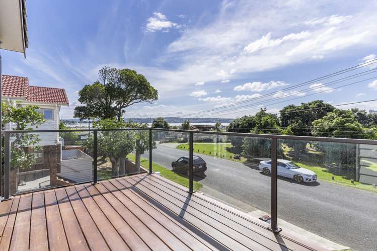 9 Waterfront Road Mangere Bridge_11