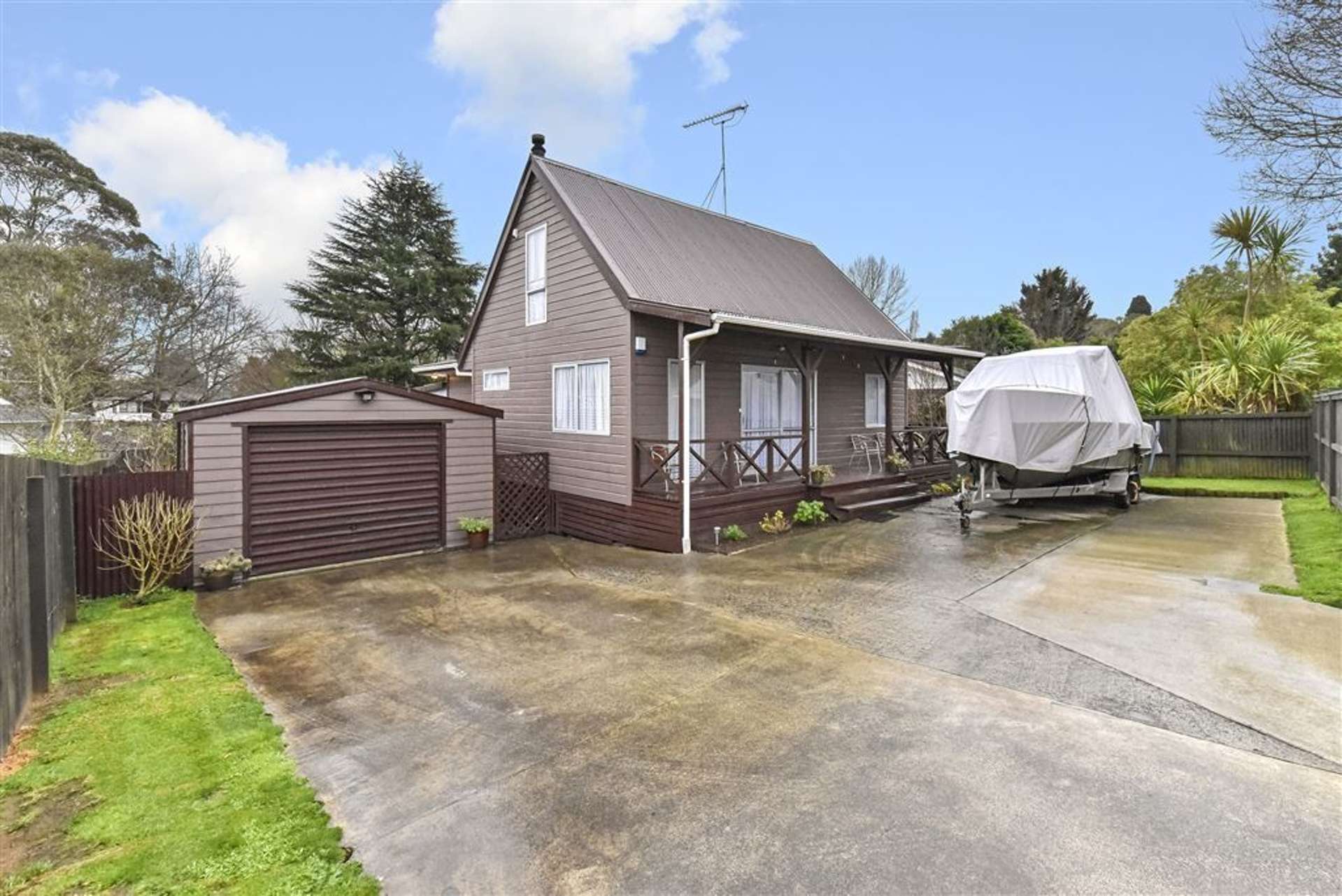 27 Chrisarda Place Red Hill_0