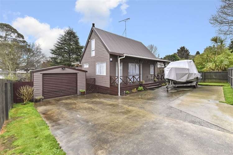 27 Chrisarda Place Red Hill_0