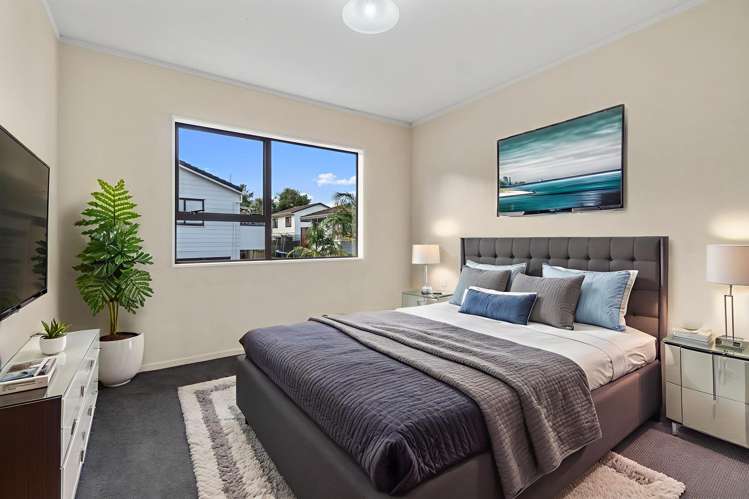 1/116 Bradbury Road Botany Downs_8