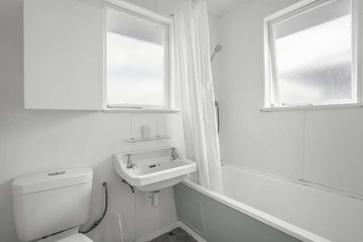 5T/220 Waiwhetu Road Waterloo_10