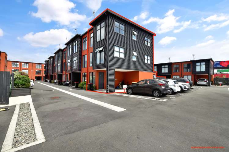 18/17 Owens Place Mount Maunganui_1