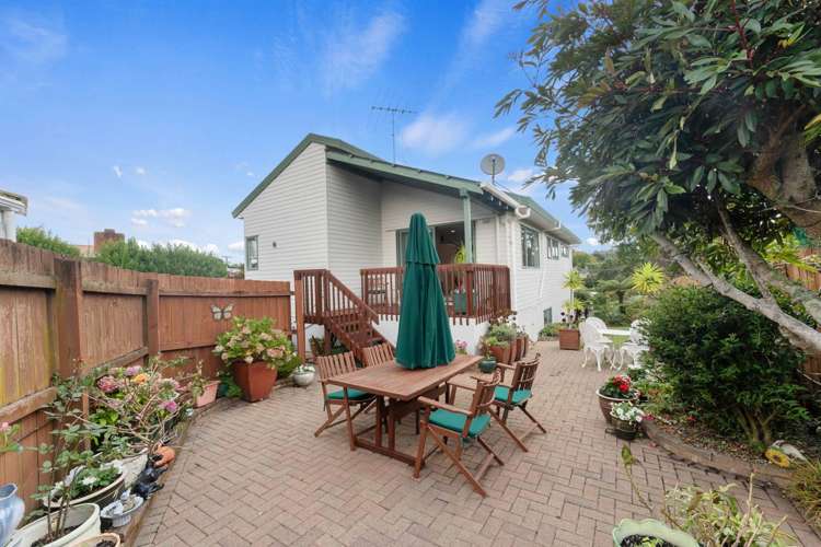 1/21 Peach Road Glenfield_9