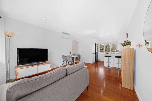 2/7 Greenhill Crescent Pakuranga Heights_4