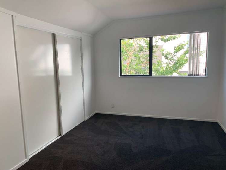 1a Pegler Avenue Epsom_8