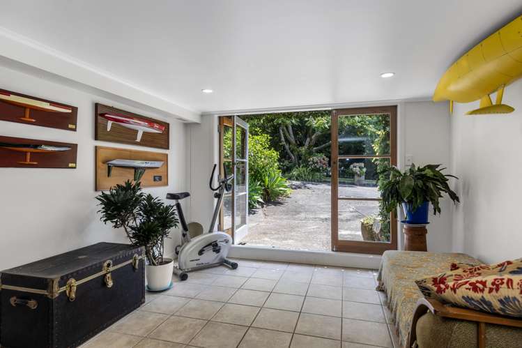 153 and 153a Waipuna Road East Mt Wellington_25