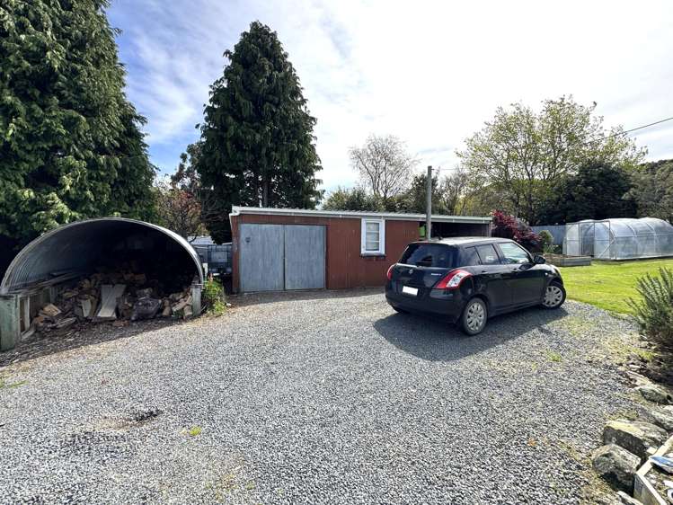 2262 Papatowai Highway Owaka_26