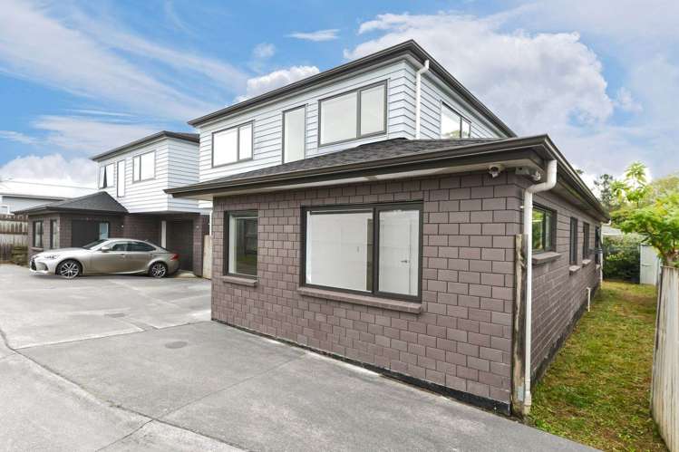 18B Riverpark Crescent Henderson_5