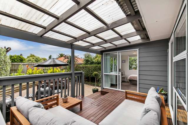 33a Coral Crescent Panmure_4