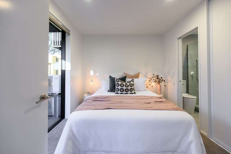 2/5 Ward Street Addington_10