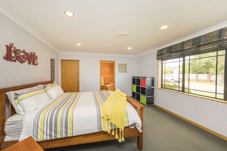 27 Balmoral Drive Terrace End_20