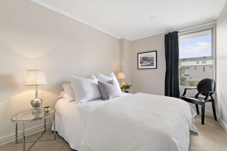 153d Grant Road Thorndon_11