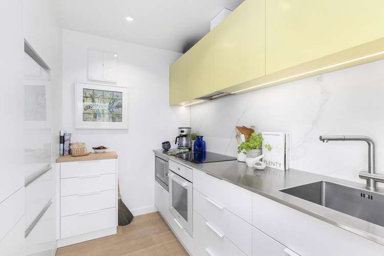 11/11 Pitarua Street Thorndon_2