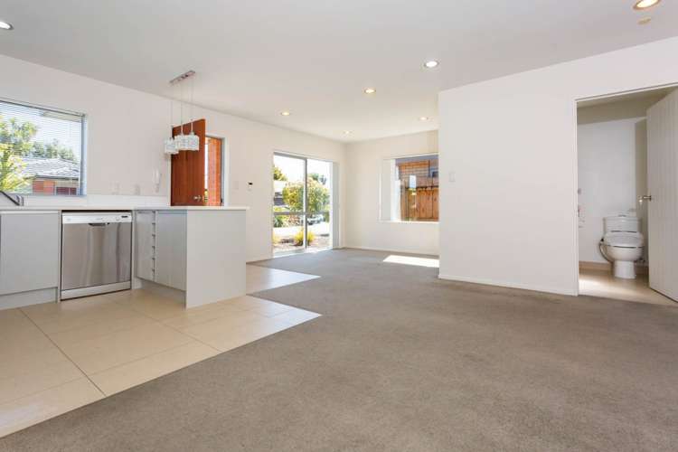 15/68 Fonteyn Street Avondale_2