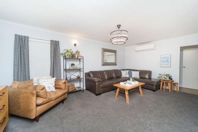 81 Long Melford Road Awapuni_2