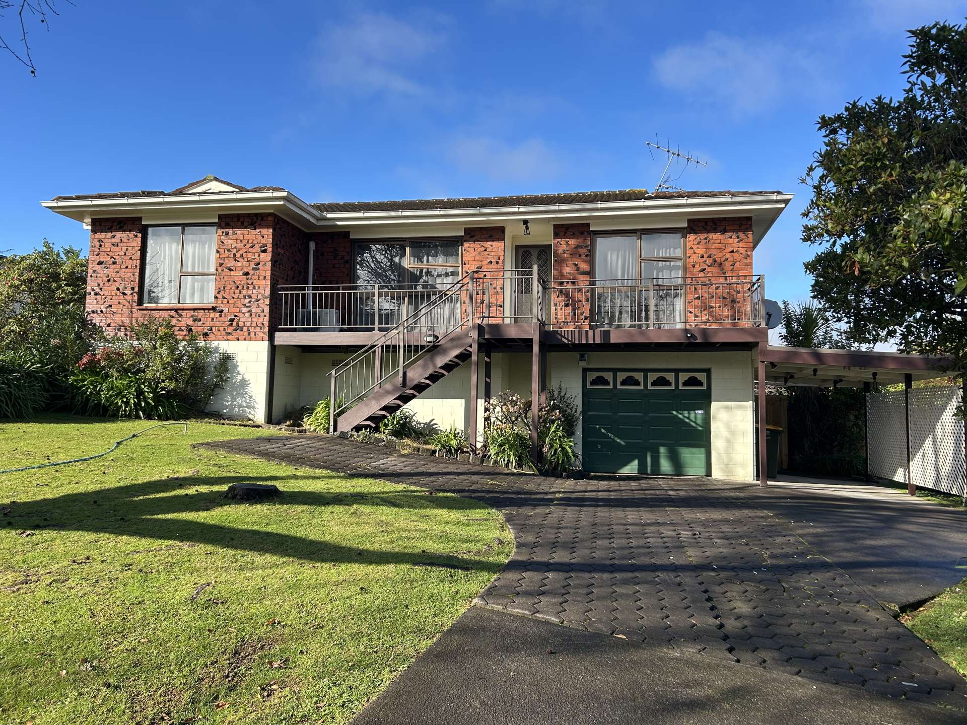 9 Orinda Close Botany Downs_0