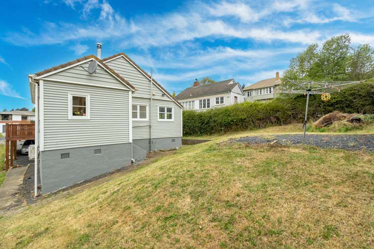 7 Edinburgh Street Green Island_21