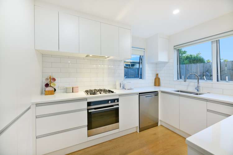 30c Coniston Avenue Te Atatu South_5